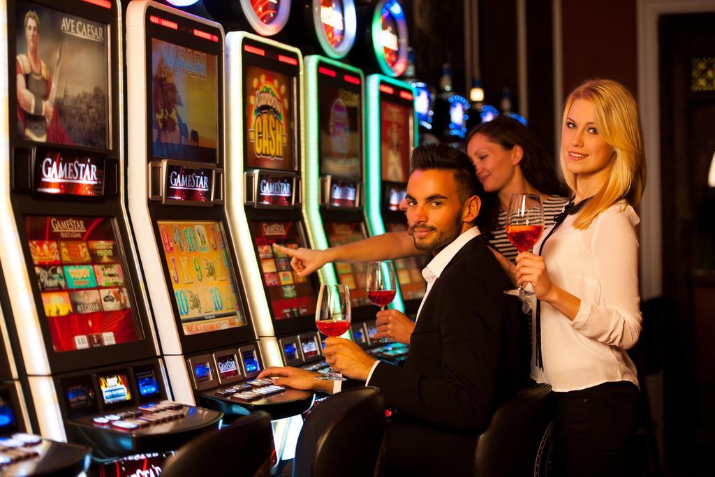 Gold Club Hotel & Casino Айдовшчіна Екстер'єр фото