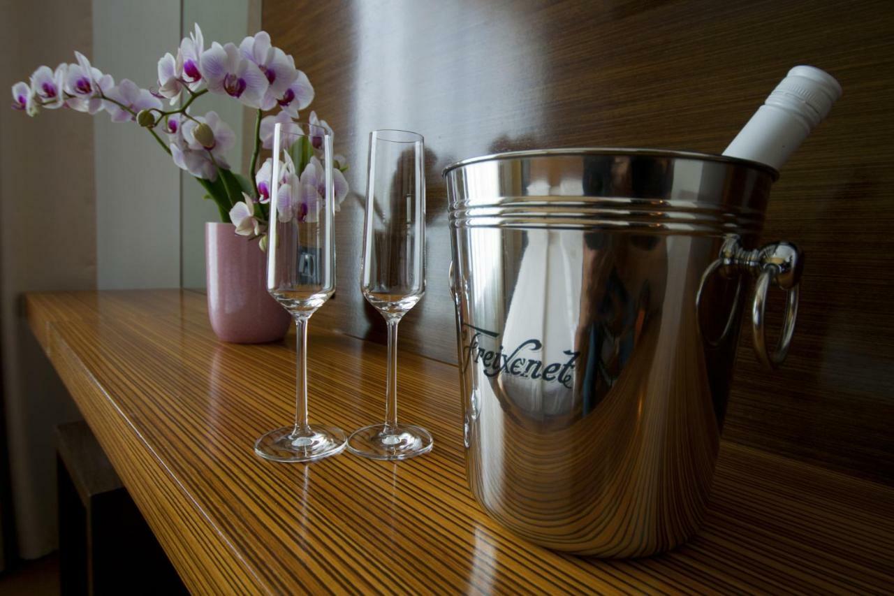 Gold Club Hotel & Casino Айдовшчіна Екстер'єр фото
